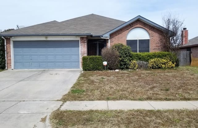 504 Ryan Street - 504 Ryan Street, Saginaw, TX 76179