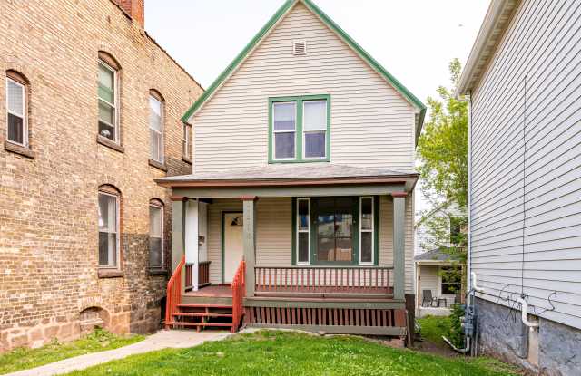1416 Jefferson St - 1416 Jefferson Street, Duluth, MN 55805