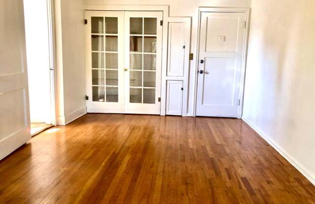 1312 Mill St photos photos