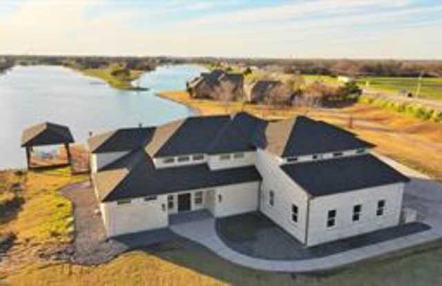 506 Calm Water Cove Gallery 1