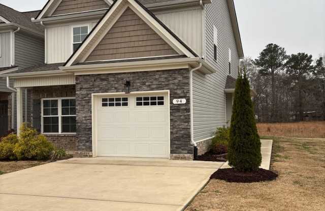 MOVE IN SPECIAL!….Beautiful Townhome in the Center of Manchester! Gallery 3