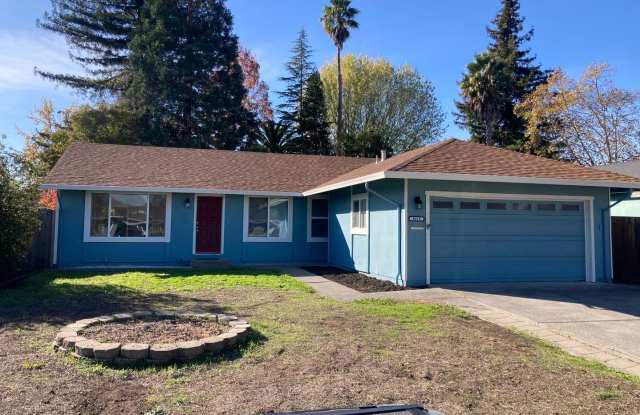 Nice Single Level 4/2 Home in Cotati - 8419 Lakewood Ave - 8419 Lakewood Avenue, Cotati, CA 94931