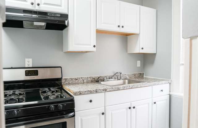 2021-3 W. Baltimore St. photos photos