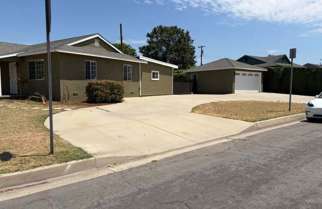 Spacious 4-Bedroom Covina Home with Huge Bonus Room & Private Backyard Gallery 1