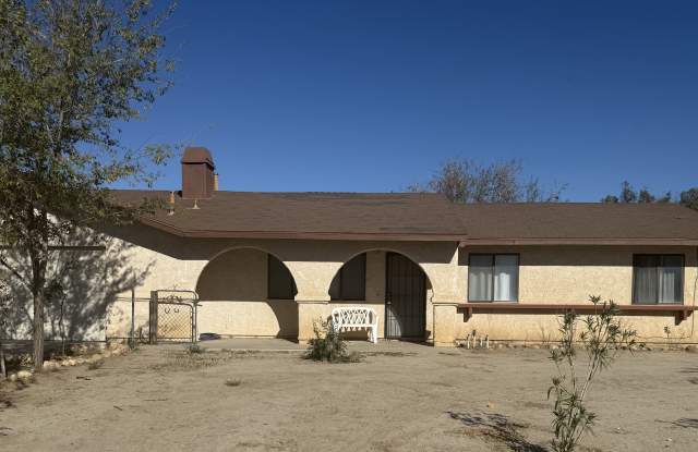 10729 East Avenue R 10 - 10729 East Avenue R 10, Sun Village, CA 93543