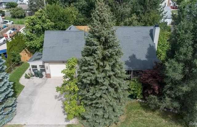 3930 DUNNING Road Gallery 2