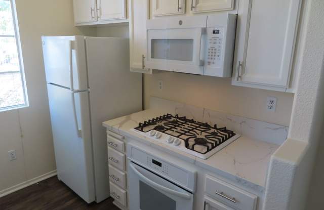 Two Bedroom, Two Bath Condo in Mira Mesa - 8670 New Salem Street, San Diego, CA 92126