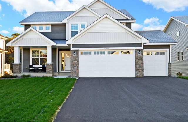 Luxurious 4-Bedroom, 3-Bathroom Home for Rent in Rosemount! - 12630 Arklow Ave, Rosemount, MN 55068