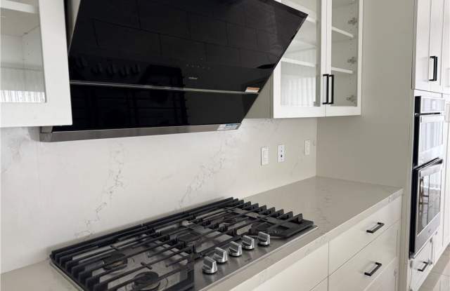 113 Jaybird - 113 Jaybird, Irvine, CA 92618 113 Jaybird - 113 Jaybird, Irvine, CA 92618