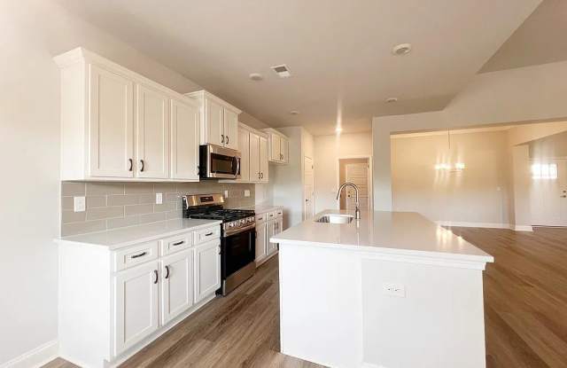 335 Cypress Hollow Trail Gallery 2