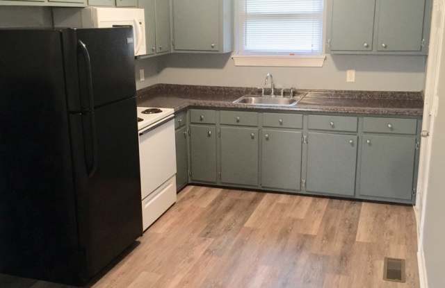 Cute Renovated Duplex in 37206 for $1500/Mo photos photos