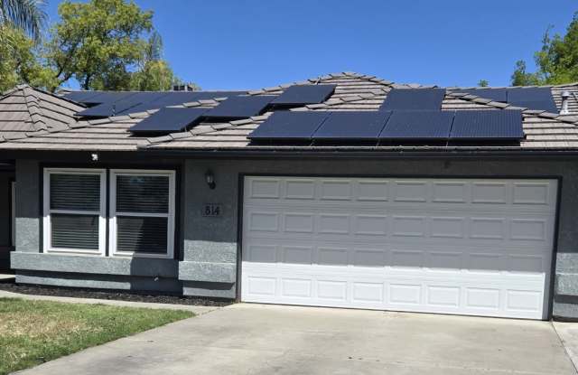 Pet Friendly solar home! photos photos