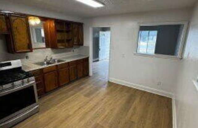2907 Auburn Street Gallery 3