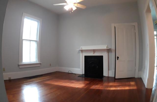459 Glenwood Ave SE - A Gallery 2