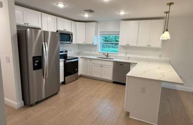 2378 Highland Avenue photos photos