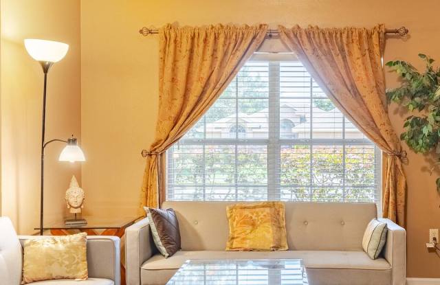 4501 Treasure Cay Rd - 4501 Treasure Cay Road, Tavares, FL 32778