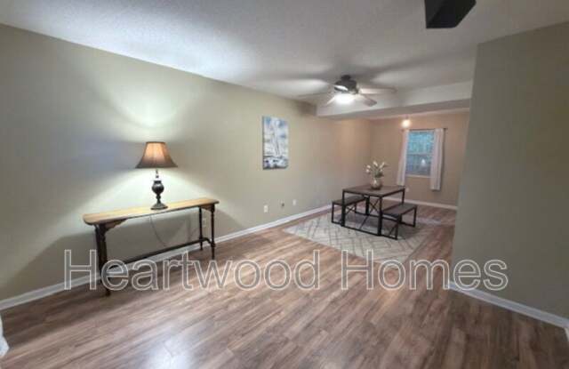 264 Orchard Hill Drive Gallery 2