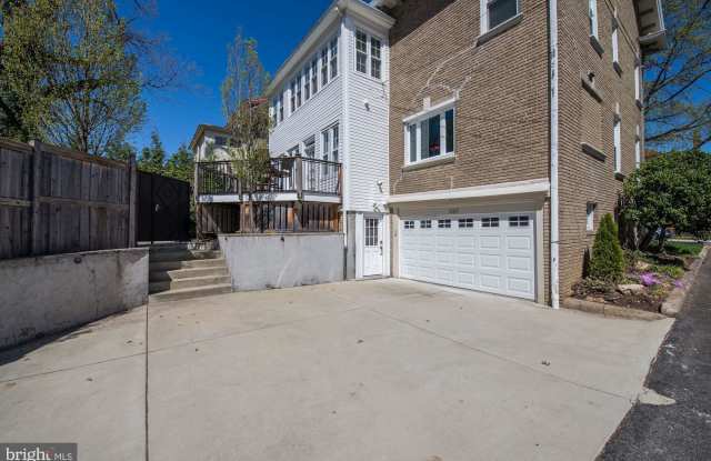 1602 VARNUM STREET NW Gallery 3