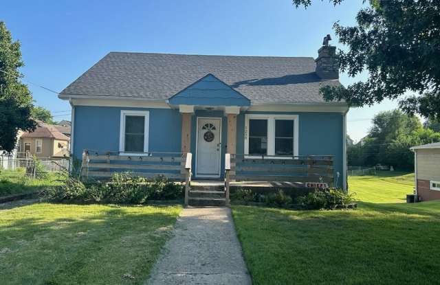 1208 Santa Fe St photos photos