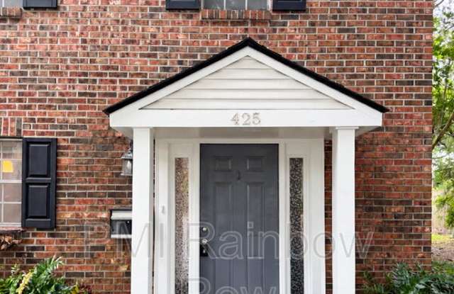 425 Carriage Lane photos photos