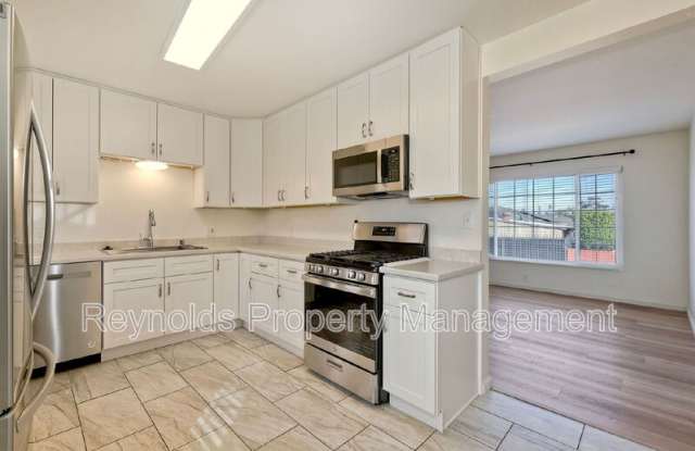 3341 Chamoune Ave photos photos