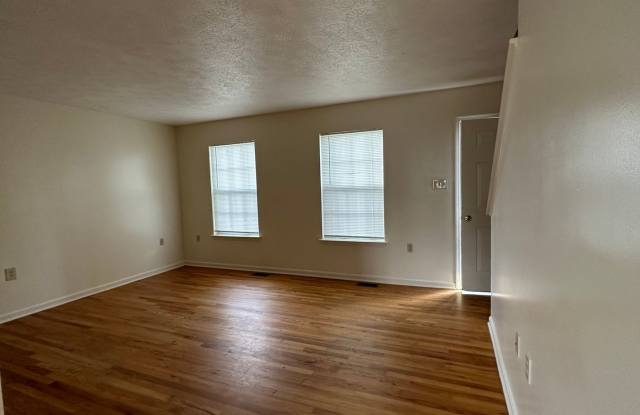 109 Parkside Drive Gallery 3