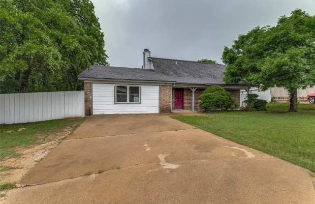 408 Windwood Court Gallery 4