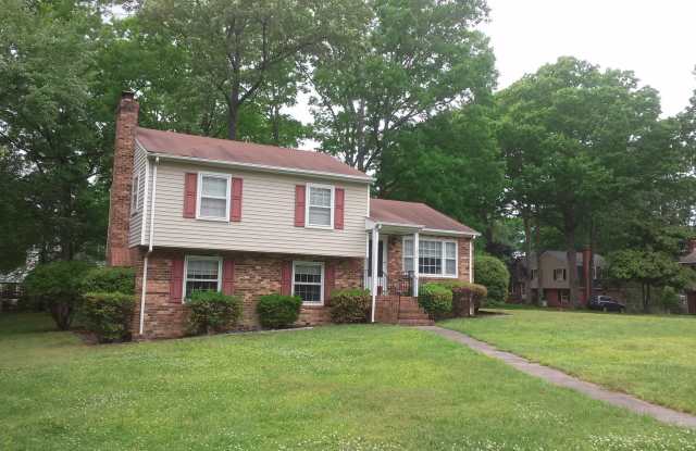 3 bedroom 2 bath Tri-level Home In western Henrico Available in August photos photos