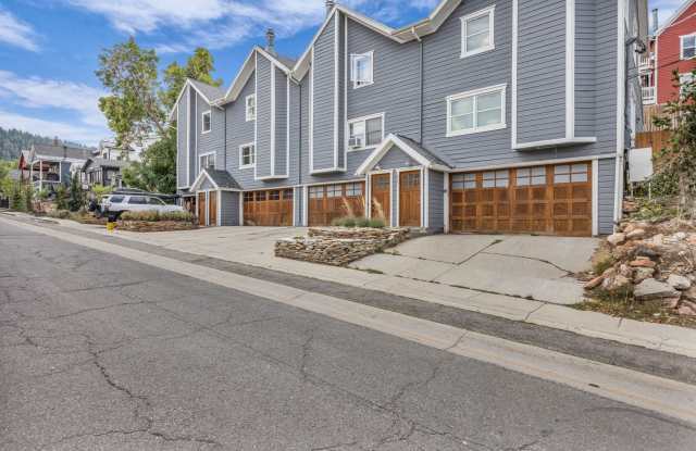 Charming Park Avenue Condo in Old Town! photos photos