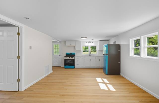 9358 North Saginaw Road - 9358 North Saginaw Road, Genesee County, MI 48458