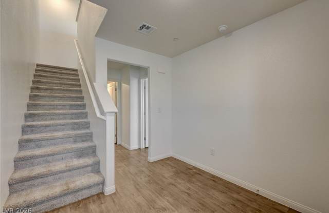 6819 Dark Gunmetal Court Gallery 4