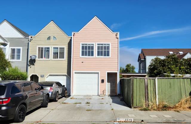 2 bedroom 2 bath townhome close by Richmond BART available now - 1723 Livingston Lane, Richmond, CA 94801