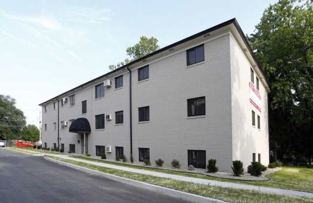 Broad Ripple Flats Gallery 2