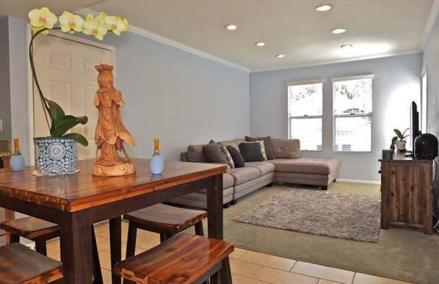 824 Redondo Avenue Gallery 4