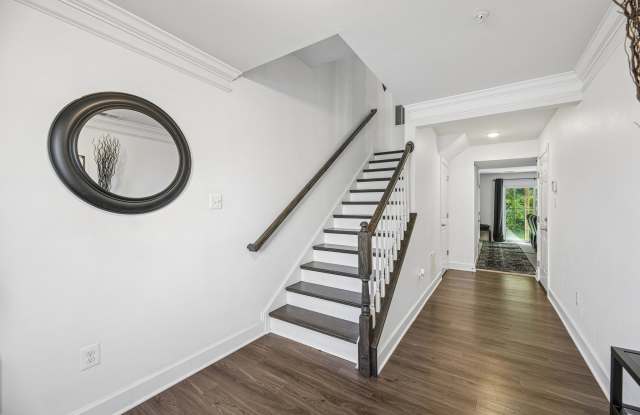 9123 Fox Stream Way Gallery 2
