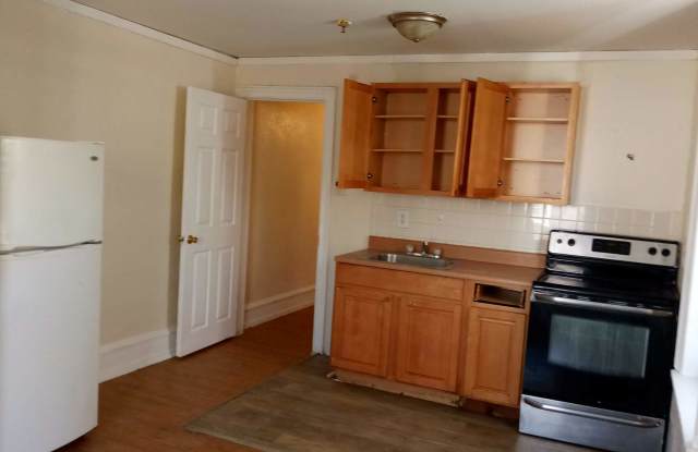 5251 Spruce St photos photos