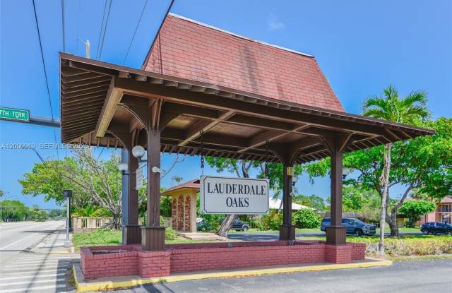 3071 NW 47th Ter photos photos