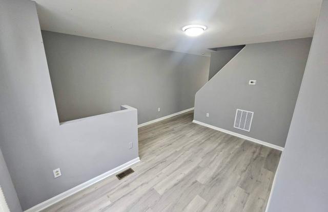 3 Bedroom Townhome in Pigtwon Gallery 4