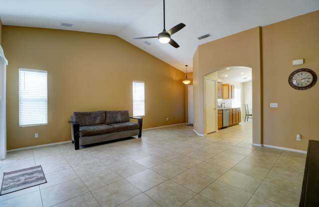 13025 W CHARTER OAK Road Gallery 4