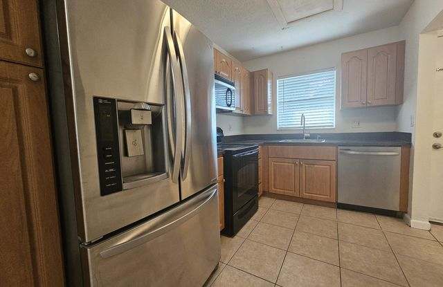 120 Sparrow Dr photos photos