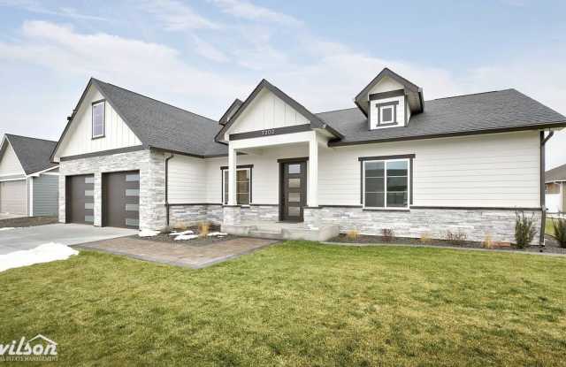 Stunning New 3BR/2BA Home with Office, Bonus Room,  Upgrades Near Apple Tree Golf Course - 7202 Vista Ridge Avenue, Yakima, WA 98903