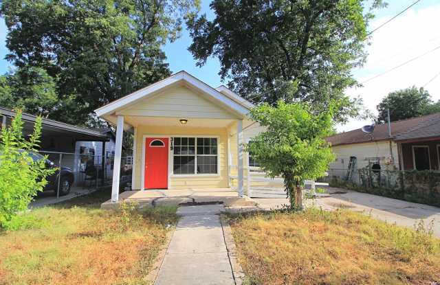 COMING SOON! Cute 3 Bedroom, 1 Bath Close to Downtown San Antonio. photos photos