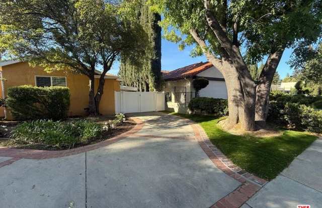 10229 N Jumilla Ave photos photos