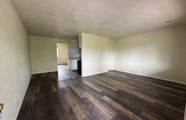 901 S. 74th Street Gallery 3