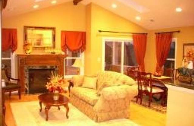 24 Bramble Ct Gallery 4