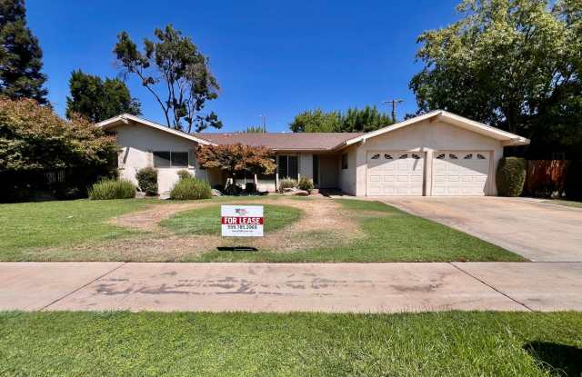 $2,350 Maroa  Sierra, 4 Bedroom - W. Ellery Way, Fresno photos photos