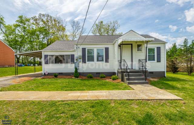 Beautiful and Newly Renovated 3 bedroom / 2 full bath home in East Ridge! photos photos