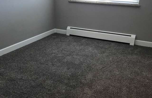 Free rent! PLUS $250.00 off the first months rent! Gallery 4