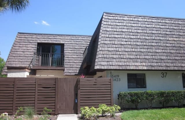 15419 West Pond Woods Drive - 15419 West Pond Woods Drive, Lake Magdalene, FL 33618