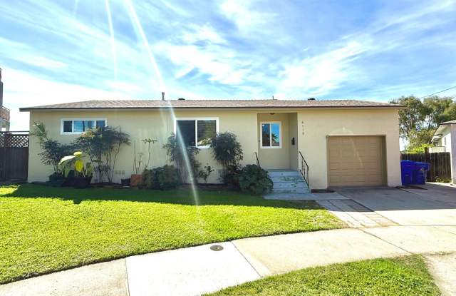 Remodeled Paradise Hills Home With Spectacular Views photos photos